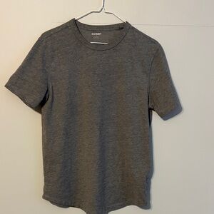 Old Navy med gray Short Sleeve Tee. Size small. Cotton/poly. Soft knit.